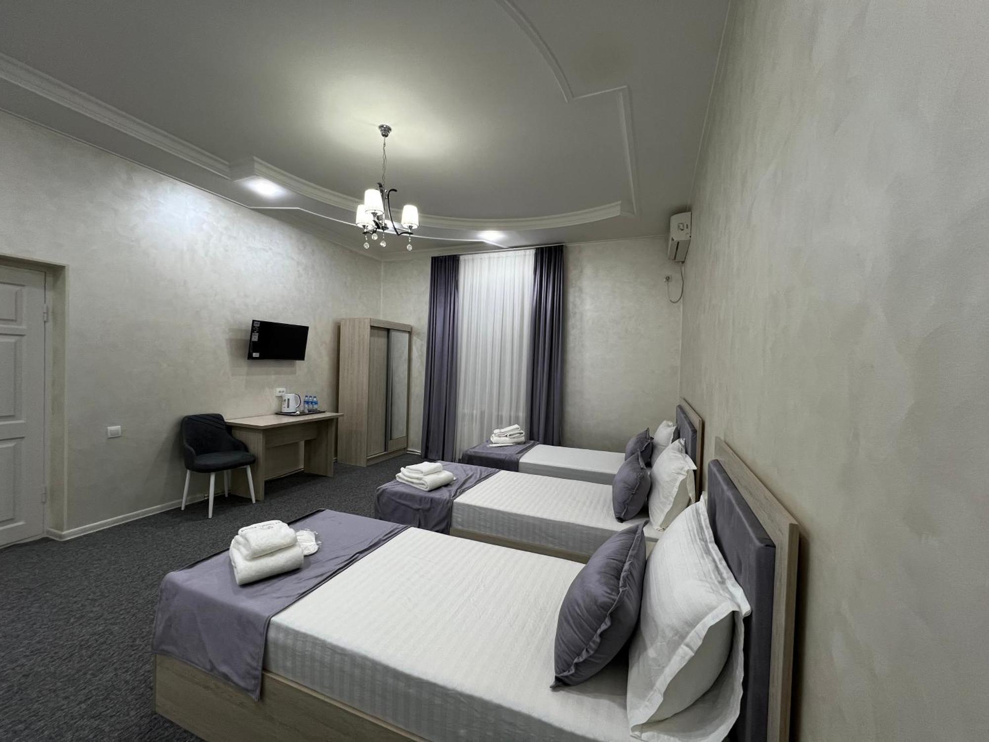 Art Tashkent Hotel Bagian luar foto