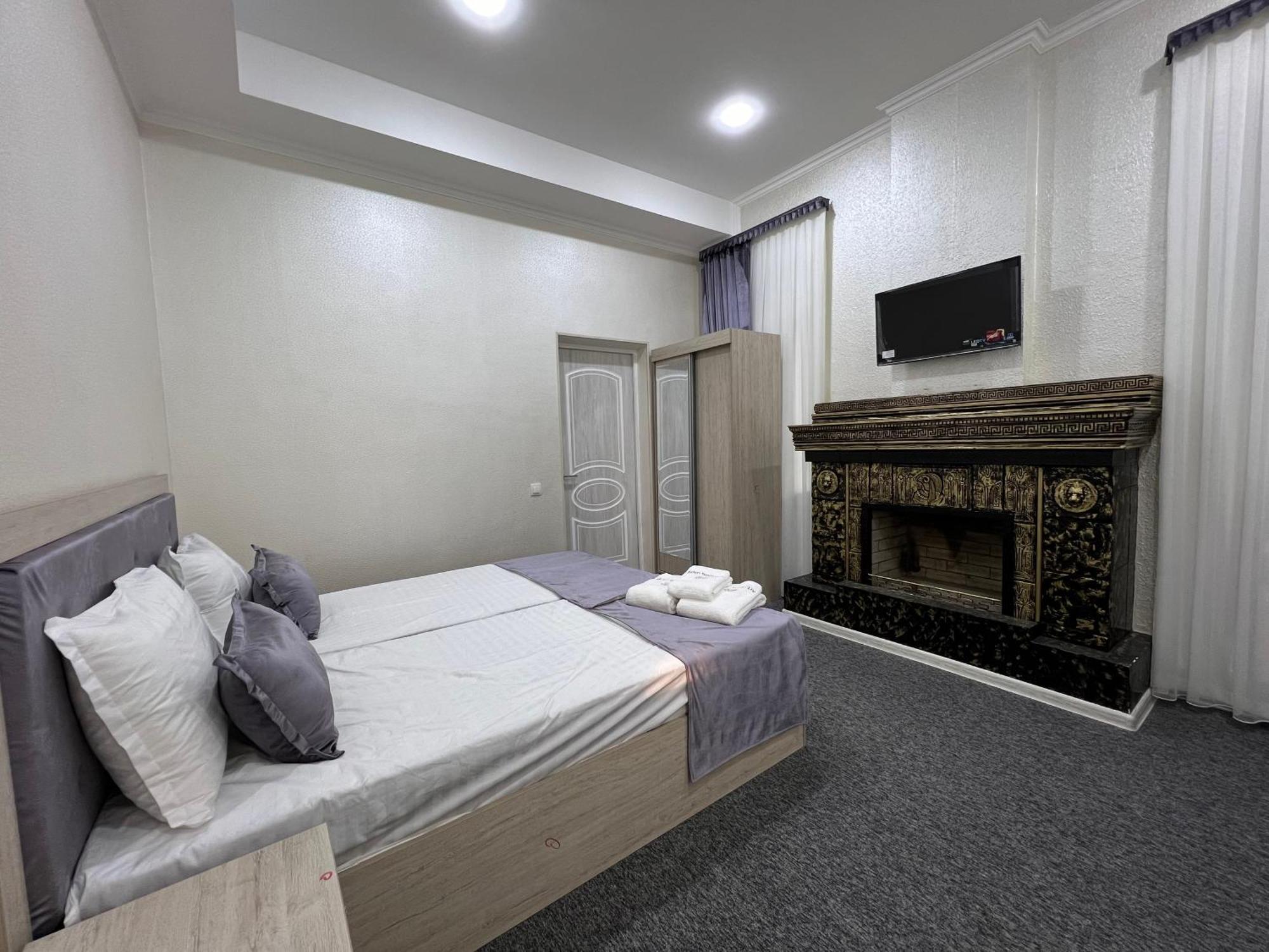 Art Tashkent Hotel Bagian luar foto
